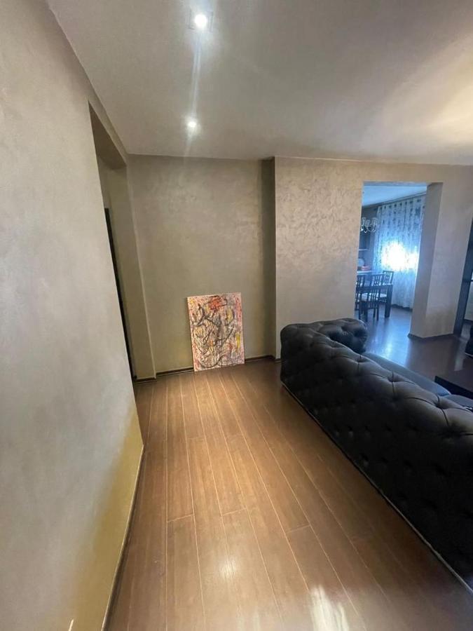 Luxury Apartment City Centre Тирана Экстерьер фото