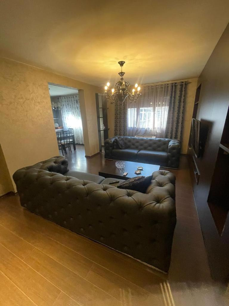 Luxury Apartment City Centre Тирана Экстерьер фото